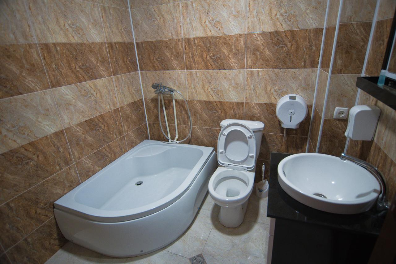 Hotel Tsiskari Telavi Ngoại thất bức ảnh