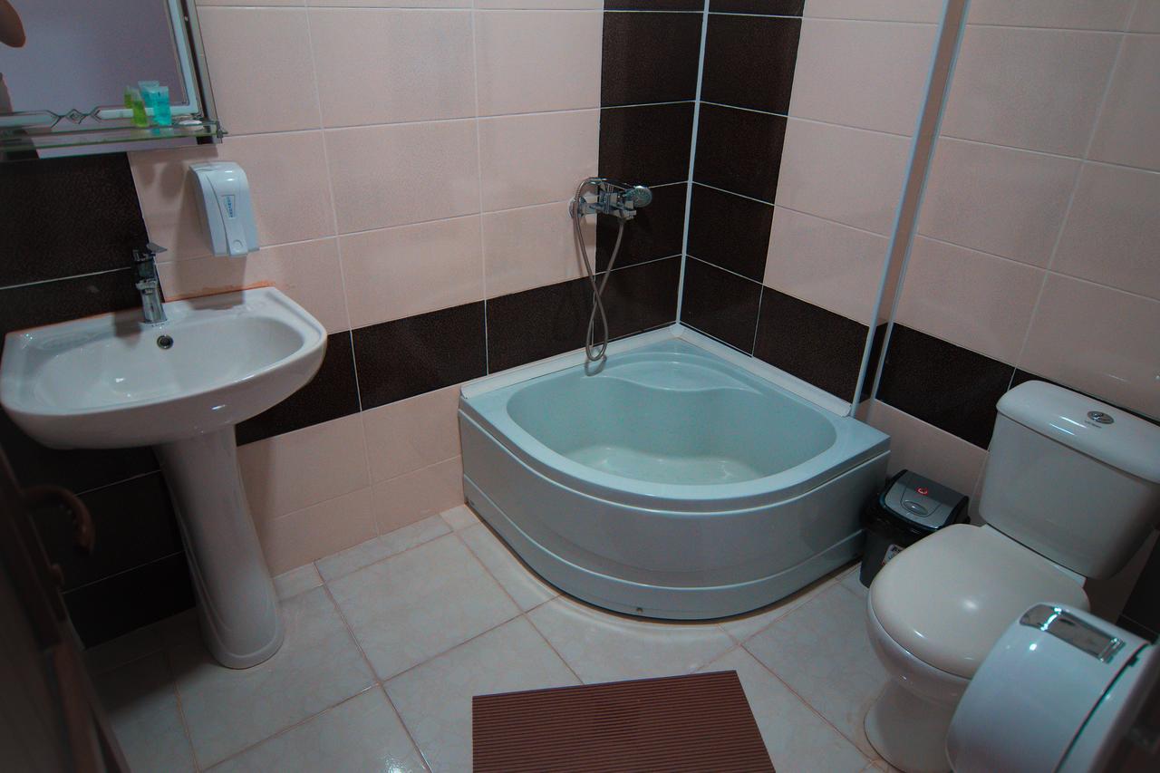 Hotel Tsiskari Telavi Ngoại thất bức ảnh